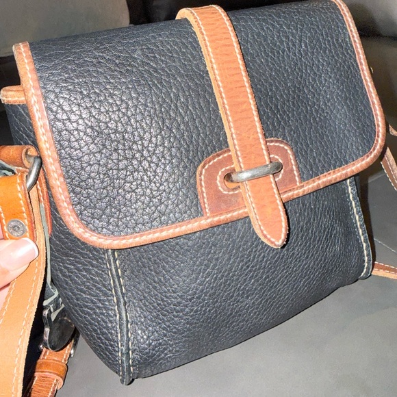 Vintage Dooney & Bourke AWL Crossbody Bag - Picture 6 of 16